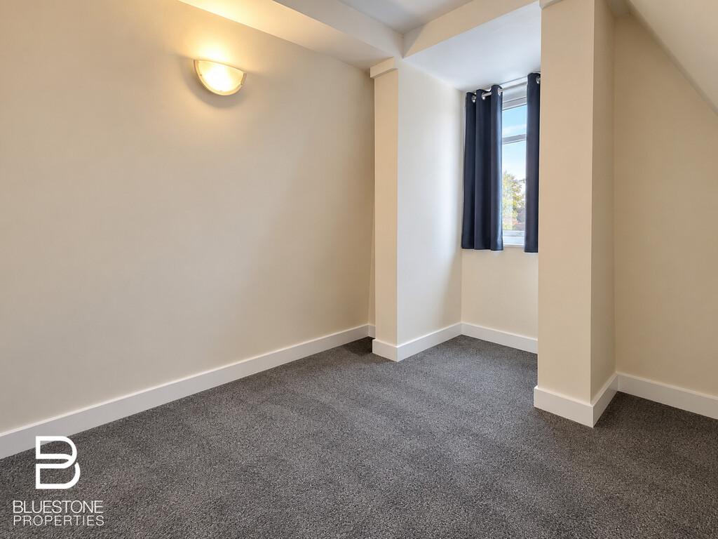 Apartment in London - View 3