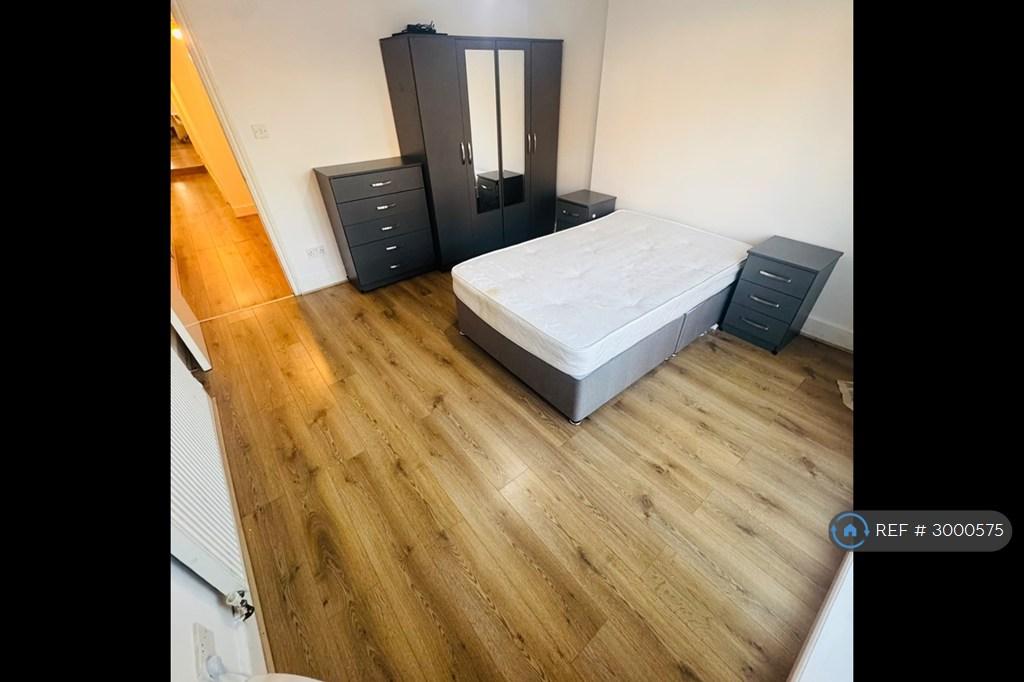 Apartment in London - View 2
