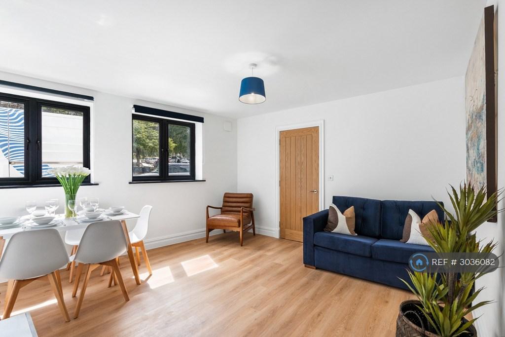 Apartment in Brighton - View 4