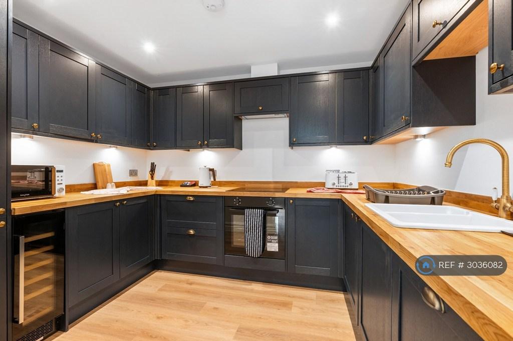 Apartment in Brighton - More