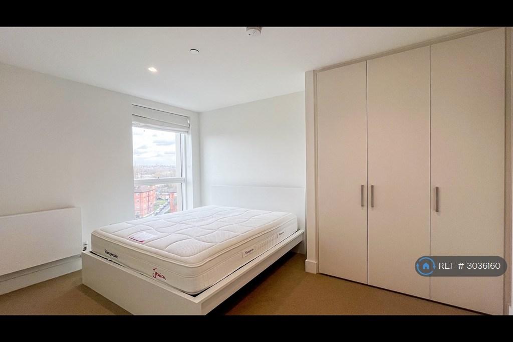 Apartment in Wembley - More