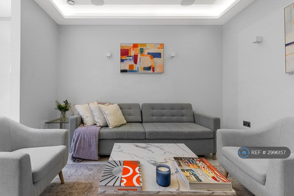 Apartment in London - View 5