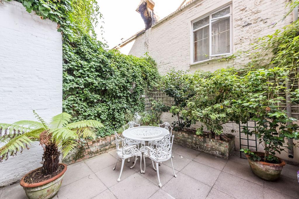 Apartment in London - View 4