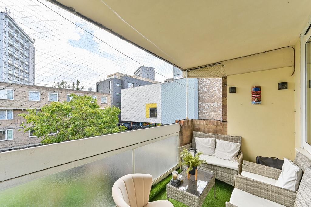 Apartment in London, City of Westminster - More