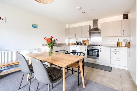 1 bedroom apartment for sale, Nightingale Way, Reading, Berkshire