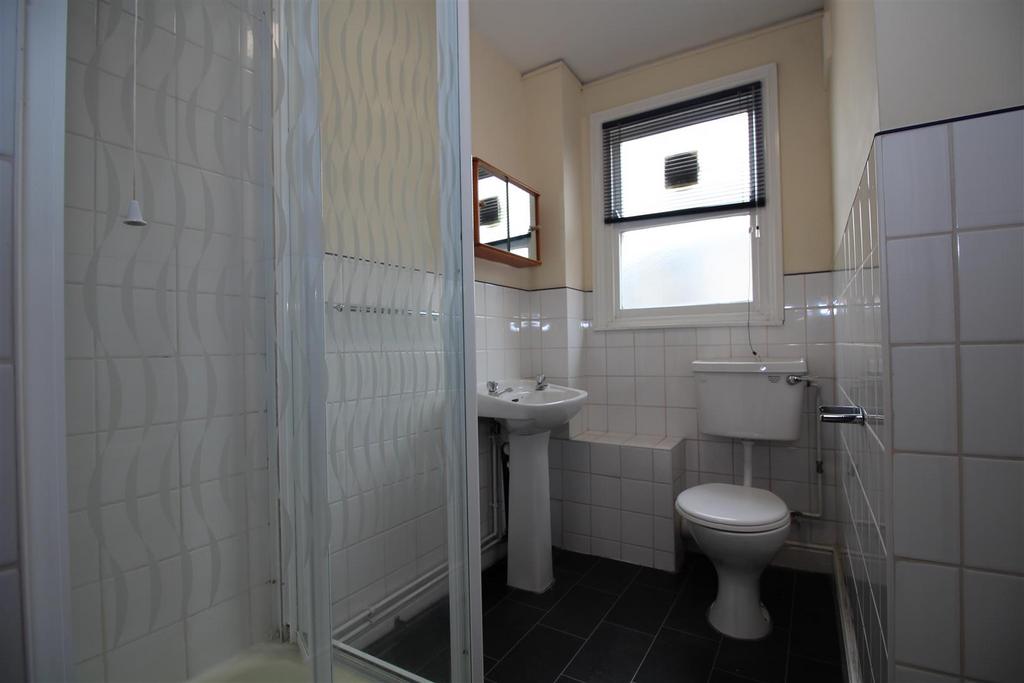 Apartment in Leicester - More