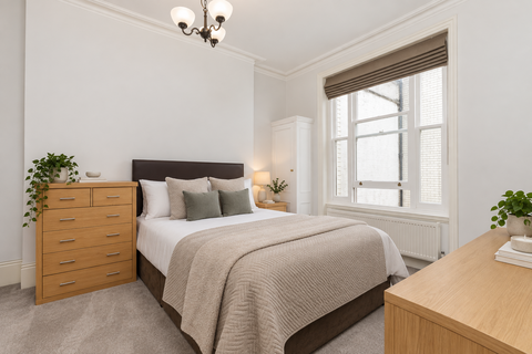 2 bedroom apartment to rent, St Martin's Lane, Covent Garden WC2