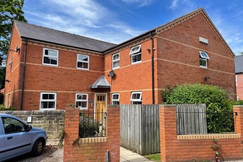 3 bedroom apartment to rent, St. Michaels Crescent, Leeds