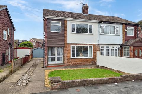 3 bedroom semi-detached house for sale, St. Annes Drive, Leeds