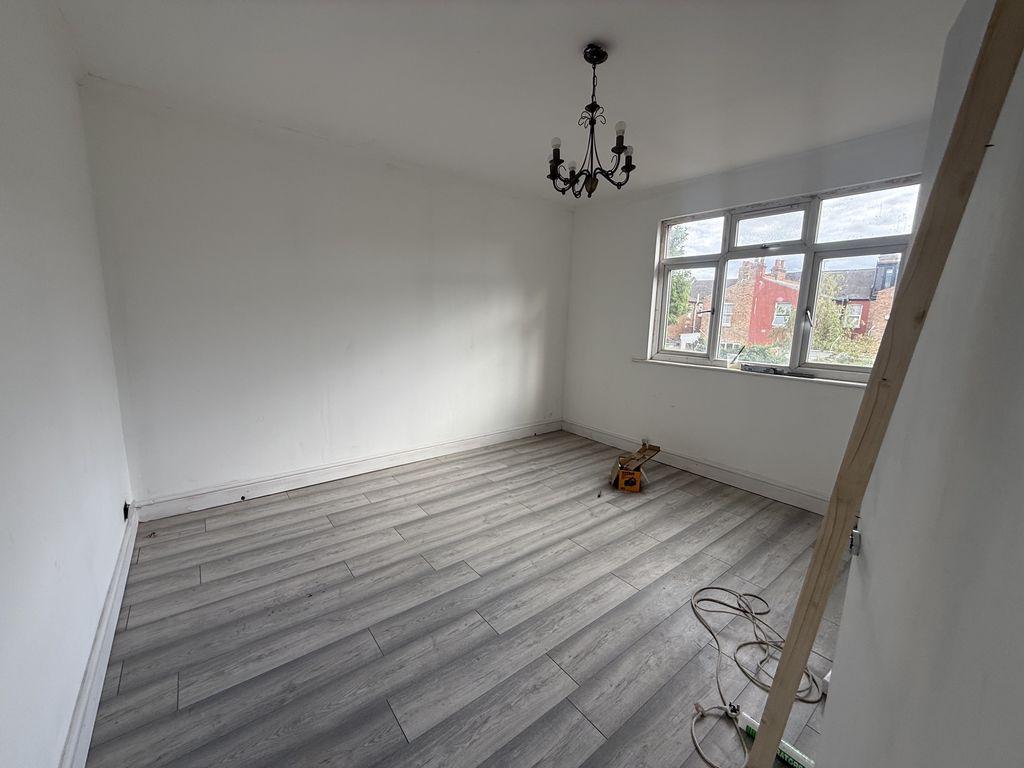 House in London - View 4
