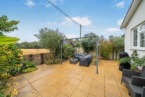 2 bedroom park home for sale, Avenue C, Addlestone KT15