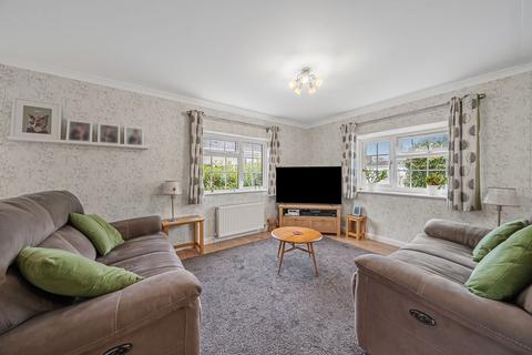 2 bedroom park home for sale, Avenue C, Addlestone KT15