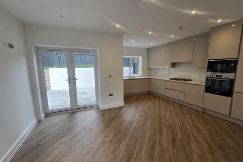 4 bedroom detached house for sale, Toller heights, Bradford, BD9