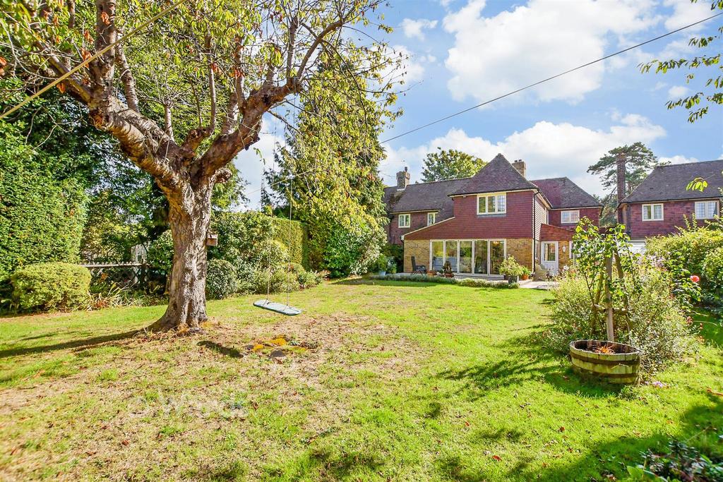 House in Maidstone, Loose - View 4