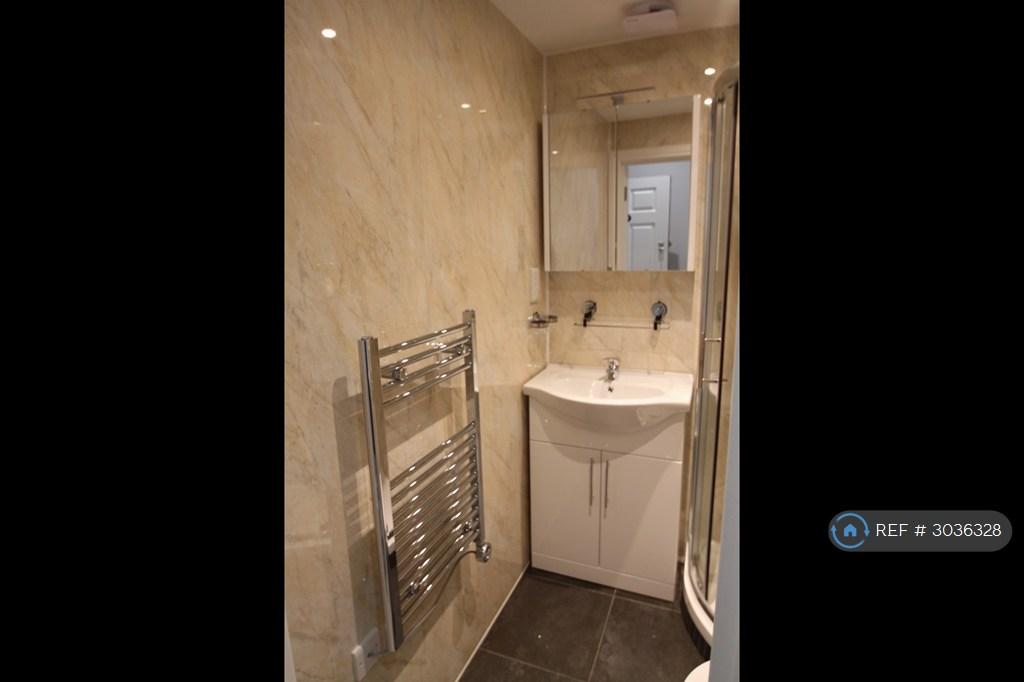 Apartment in Bournemouth, West Cliff - View 3