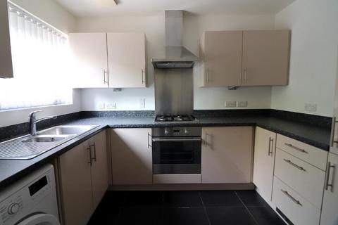 2 bedroom terraced house to rent, Luton LU2