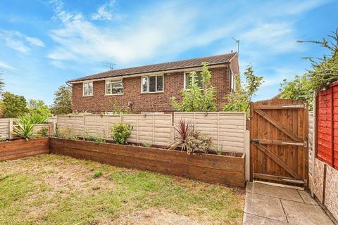 undefined, South Croydon CR2