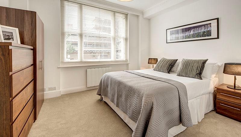 Apartment in London - View 5