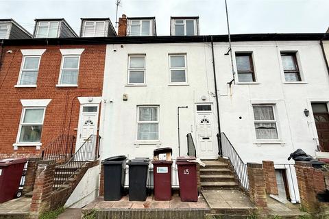 1 bedroom flat to rent, Zinzan Street, Reading, Berkshire, RG1