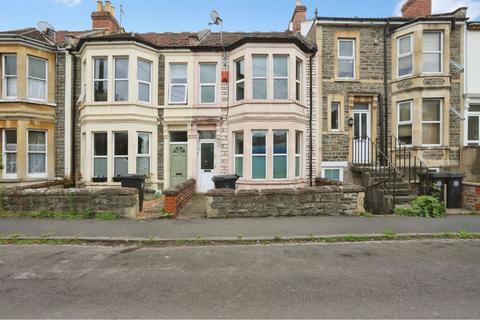 3 bedroom terraced house to rent, Grove Road, Bristol, BS16