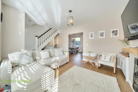 2 bedroom semi-detached house for sale, Chipstead Valley Road, Coulsdon, CR5
