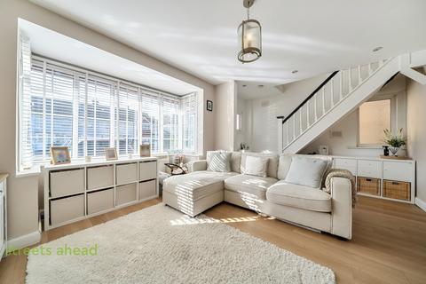 2 bedroom semi-detached house for sale, Chipstead Valley Road, Coulsdon, CR5