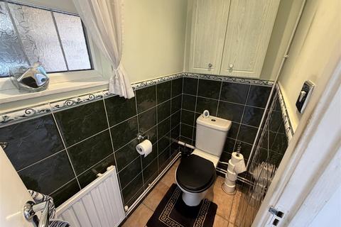 undefined, Belgrave Road, Sunbury-On-Thames