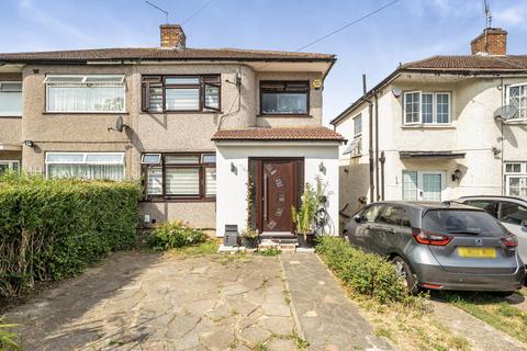 Holyrood Avenue, Harrow