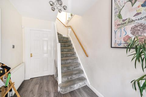 3 bedroom semi-detached house for sale, Holyrood Avenue, Harrow