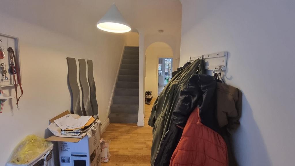 Apartment in London - View 3