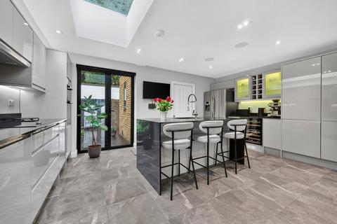 3 bedroom terraced house for sale, Harmood Street, London, NW1