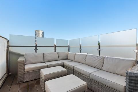 3 bedroom maisonette to rent, Edenvale Street, London, SW6