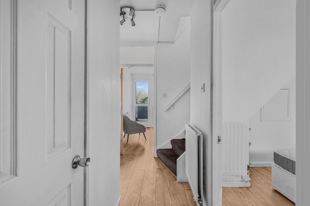 Apartment in London - View 3