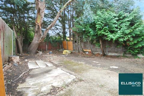 undefined, Cheviot Gardens, Cricklewood, NW2