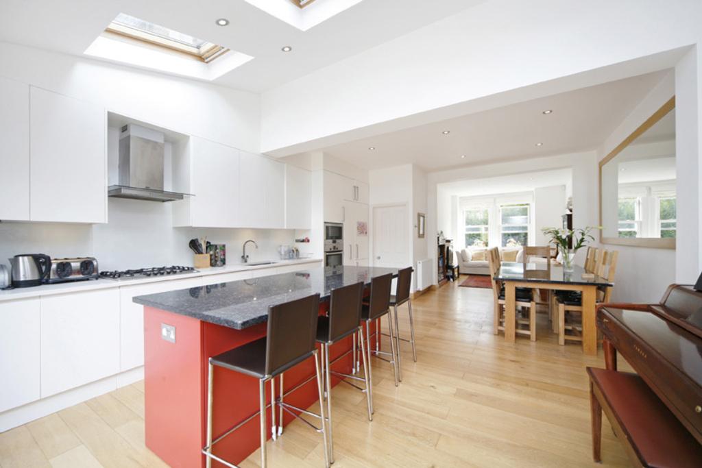 House in London - View 4