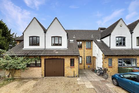 3 bedroom terraced house for sale, Cambridge CB2
