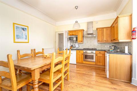 2 bedroom apartment for sale, North Street, St. Andrews, Fife