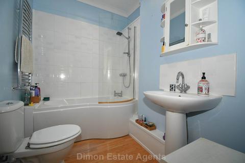 undefined, Avenue Road, Gosport