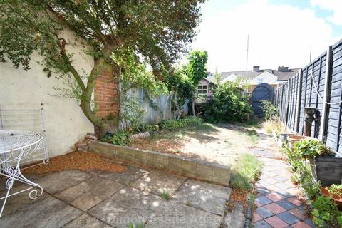 undefined, Avenue Road, Gosport