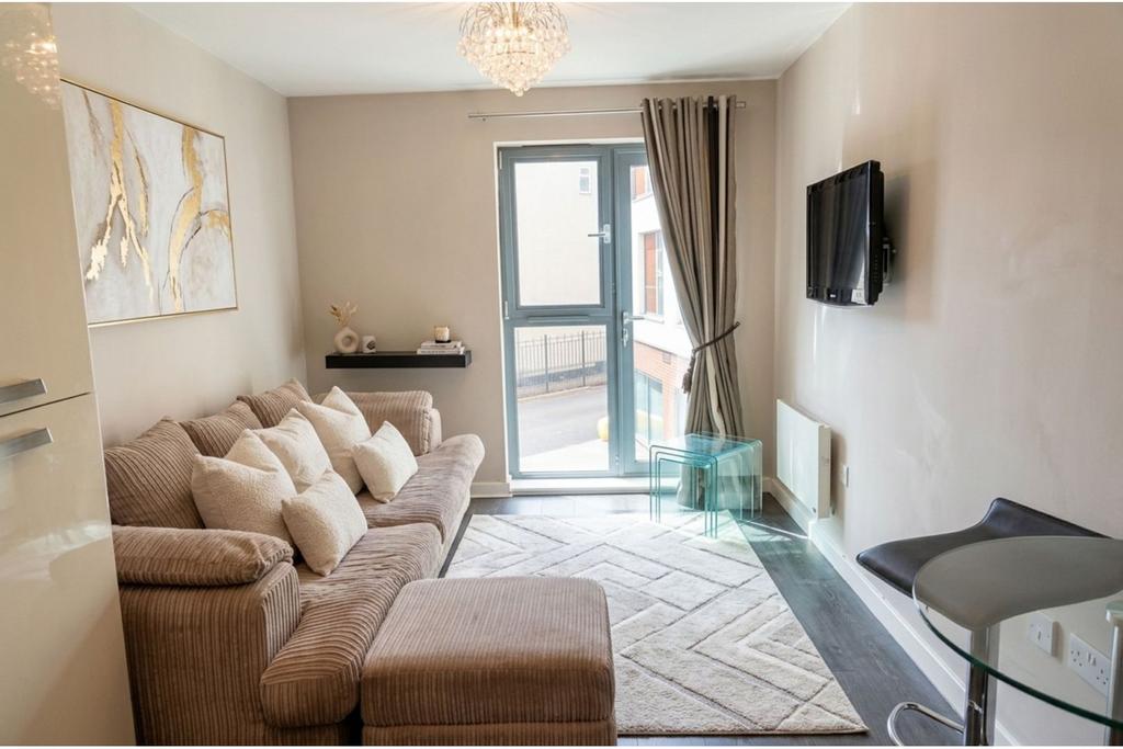 Apartment in Birmingham - View 3