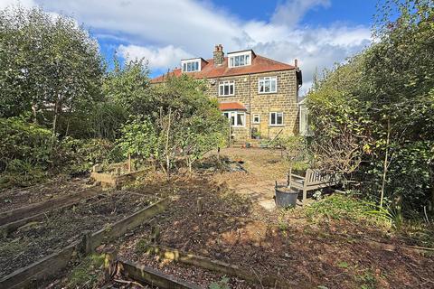 4 bedroom semi-detached house for sale, Carlton Road, Harrogate, HG2
