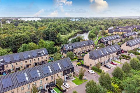 4 bedroom end of terrace house for sale, 15, Auckland Wynd, Glasgow, G40 4RN