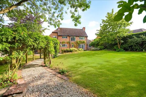 4 bedroom detached house for sale, Fulwith Road, Harrogate, HG2