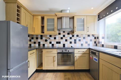 2 bedroom flat for sale, Andover Road, Andover, SP11