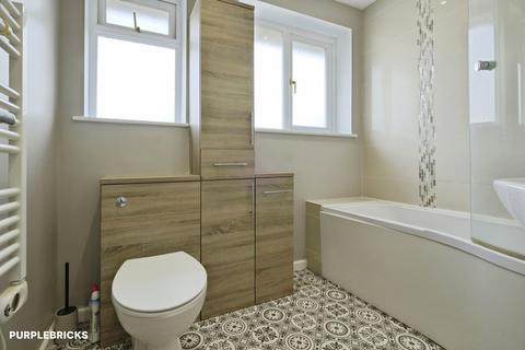 2 bedroom flat for sale, Andover Road, Andover, SP11