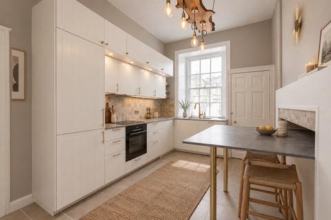 1 bedroom apartment for sale, Hanover Street, New Town, Edinburgh, United Kingdom, EH2