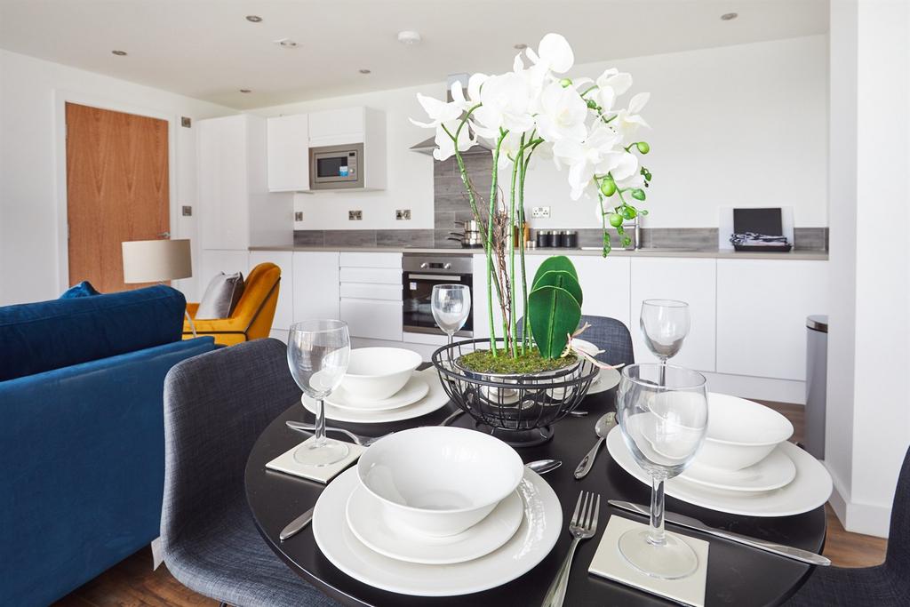 Apartment in Salford - View 4