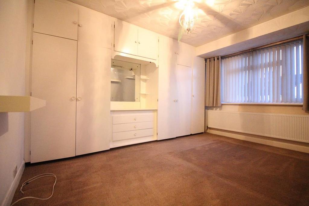 House in Hounslow - View 3