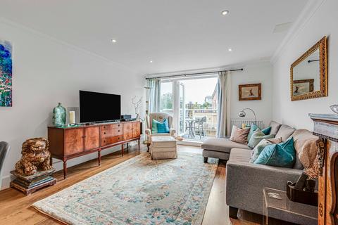 undefined, Twickenham Road, Teddington, Middlesex, TW11
