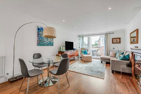 undefined, Twickenham Road, Teddington, Middlesex, TW11